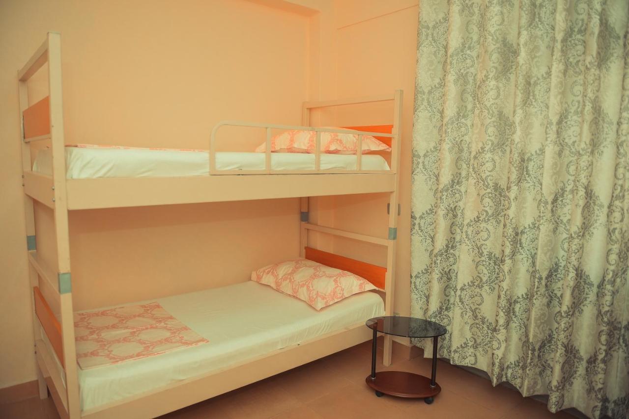 Central Hostel Шкодер Экстерьер фото