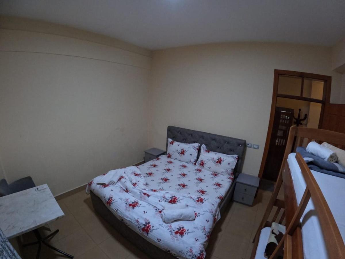 Central Hostel Шкодер Экстерьер фото